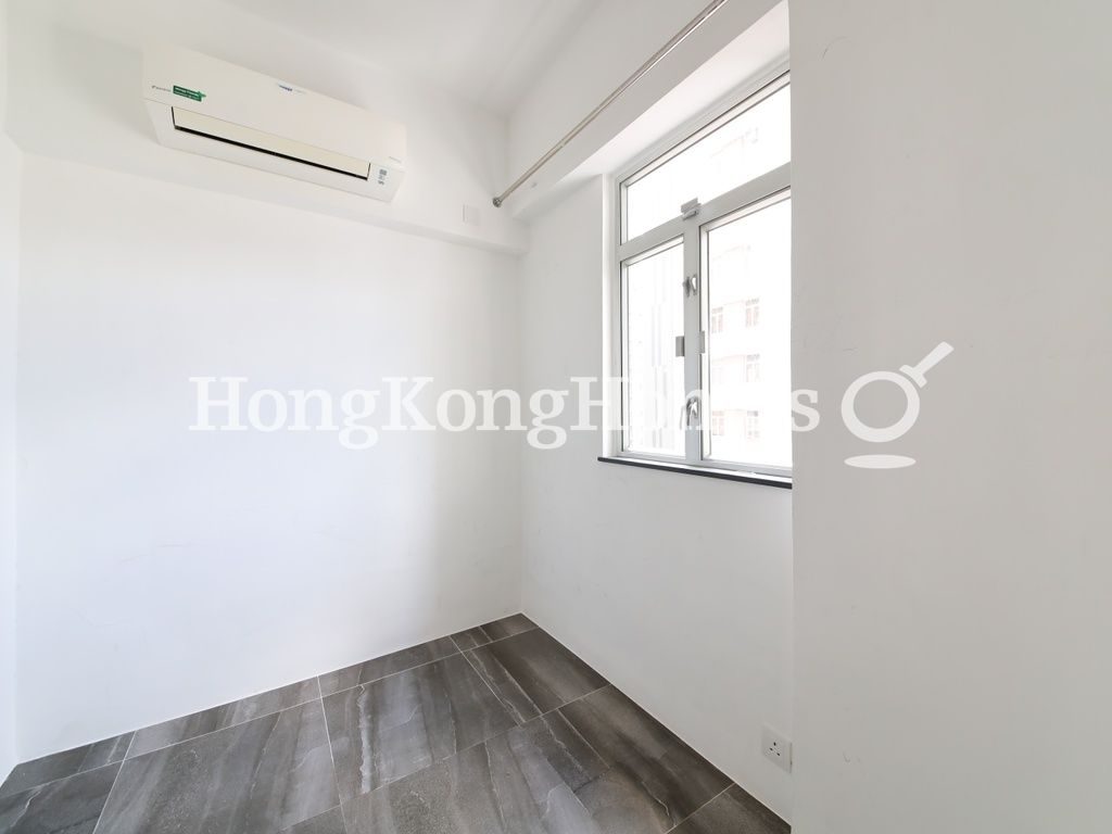 Third Ensuite Bedroom — 維多利大廈，銅鑼灣