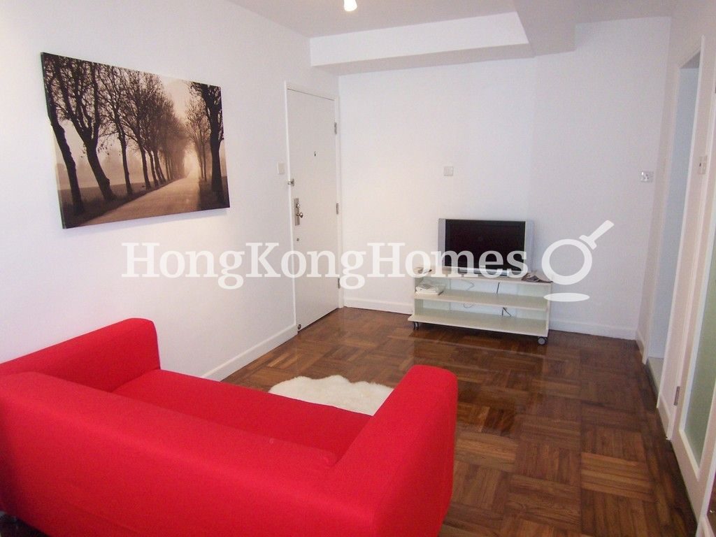 Living and Dining Area — 華輝閣，西半山