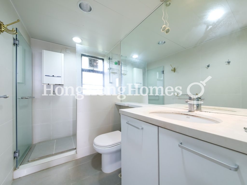 Master Bathroom — 華景園 - 第02座，淺水灣
