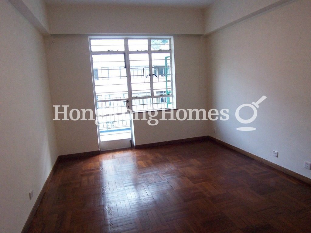 Second Bedroom — 蟠龍道 16-20 號，跑馬地