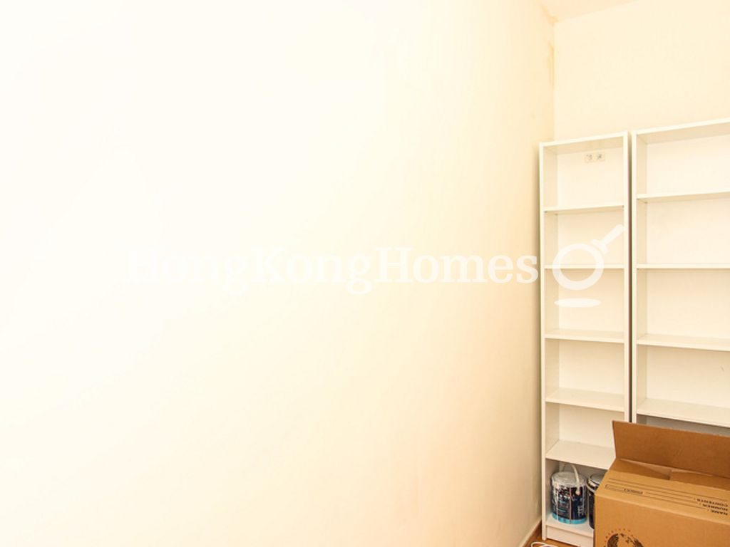 Store Room — 箕璉坊21-25號，跑馬地