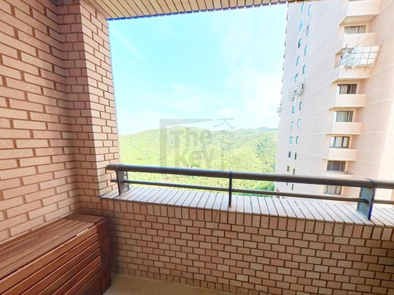 photo 2 — Hong Kong Parkview - Tower 8, Repulse Bay