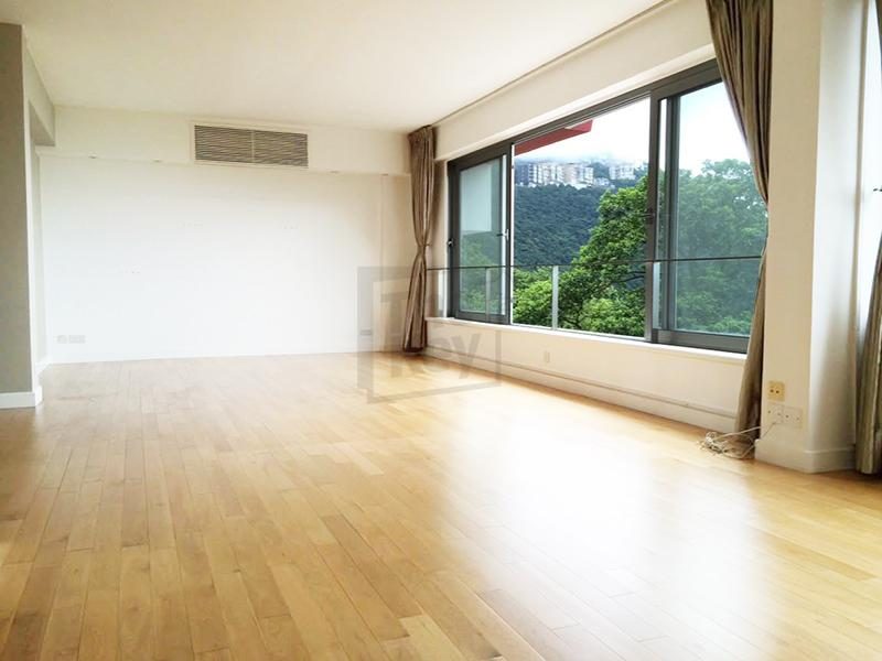 photo 2 — Barker Villa, The Peak