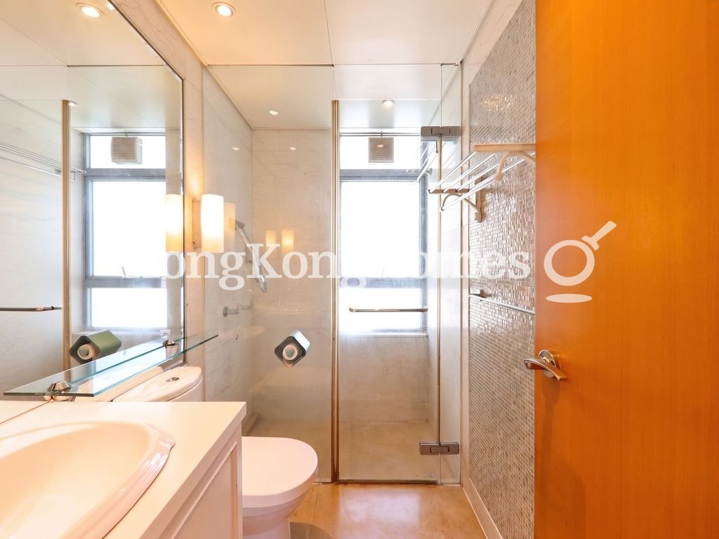 Guest Bathroom — 貝沙灣 04期, 南灣，薄扶林