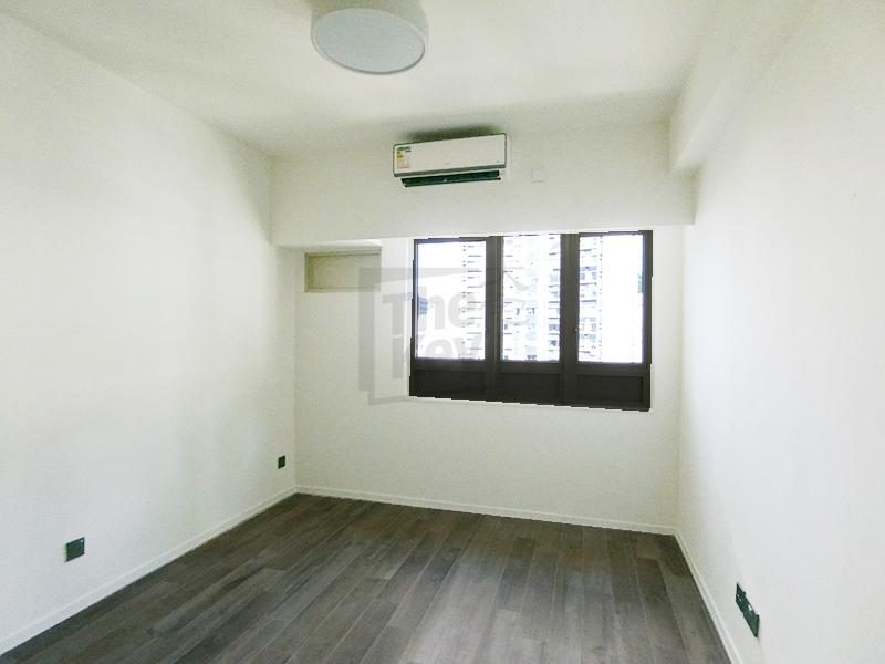 photo 8 — St. Joan Court, Midlevels Central