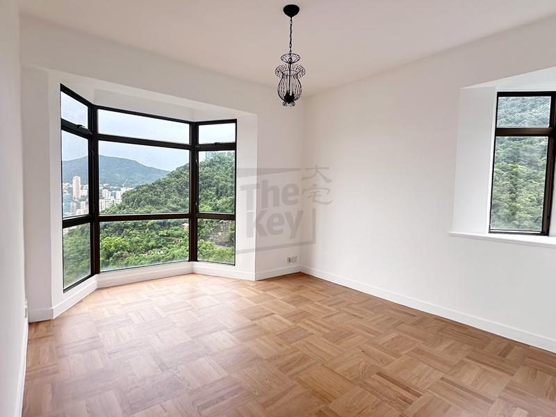 photo 3 — Bamboo Grove, Midlevels Central