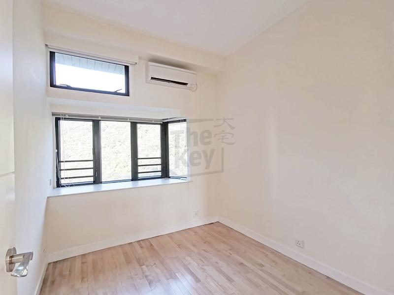 photo 8 — 37 Repulse Bay Road, Repulse Bay