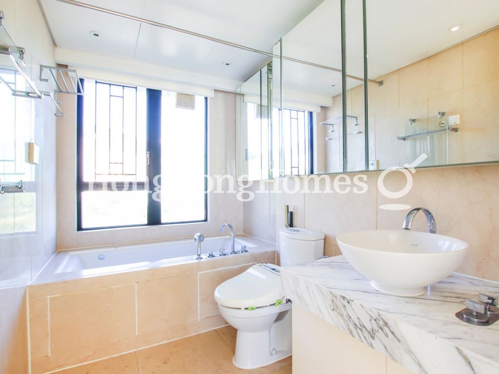 Master Bathroom — 貝沙灣 06期 Bel-air No. 8 03座，薄扶林