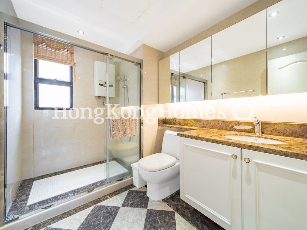Master Bathroom — 樂活臺，跑馬地