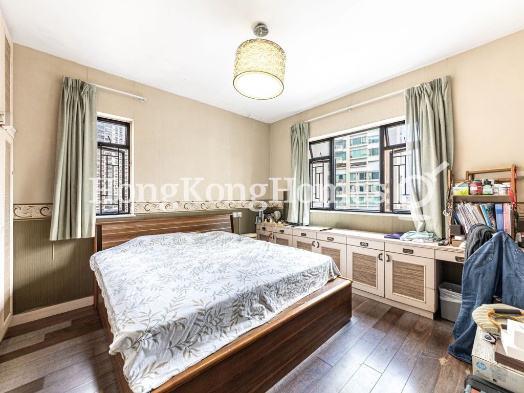 Master Bedroom — Botanic Terrace, Mid-levels West