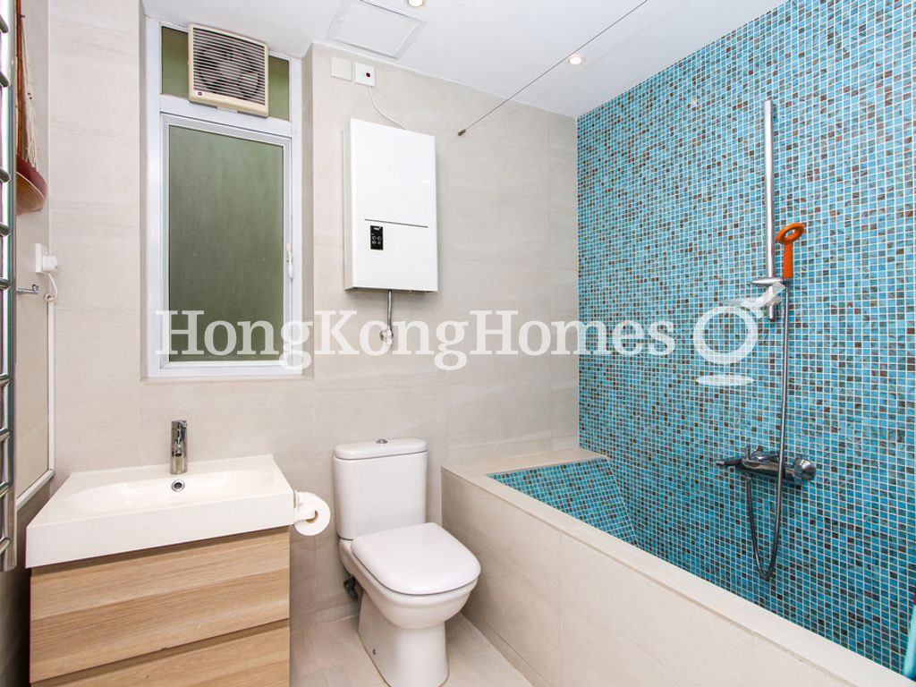 Guest Bathroom — 富林苑 G-H 座，薄扶林