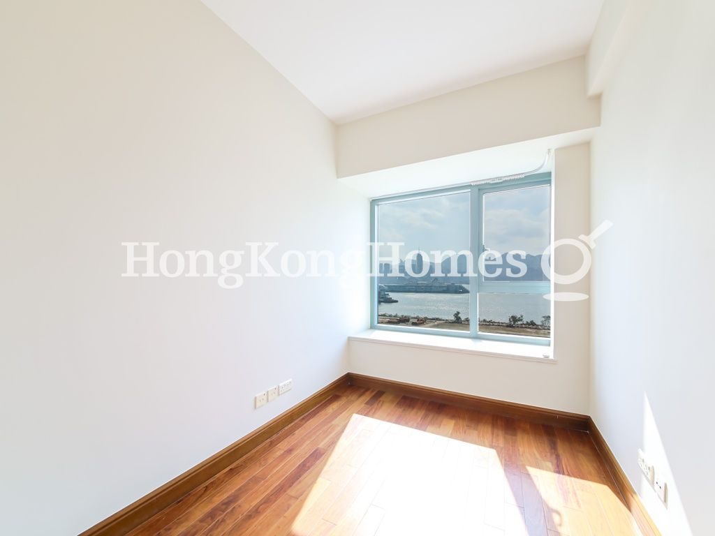 Second Bedroom — 君臨天下1座，尖沙咀