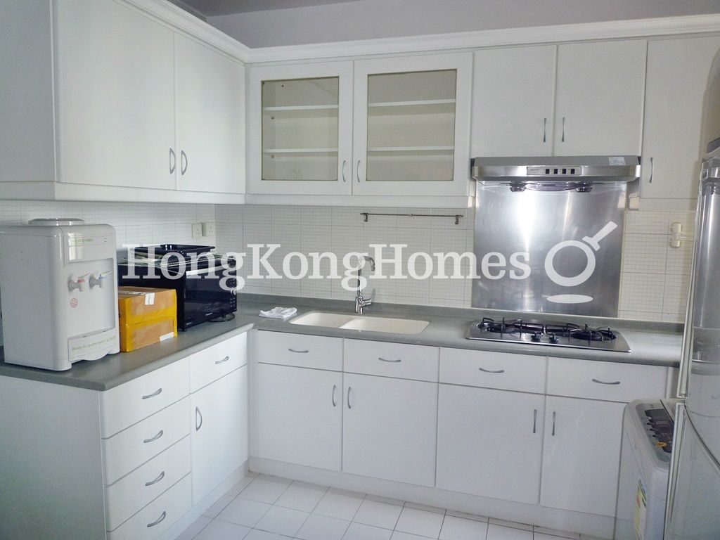 Kitchen — Park Towers - Tower One, North Point