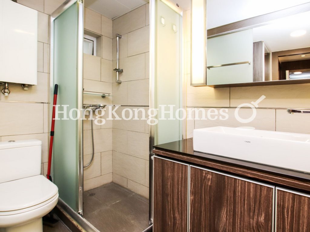 Guest Bathroom — Elegant Court, Happy Valley