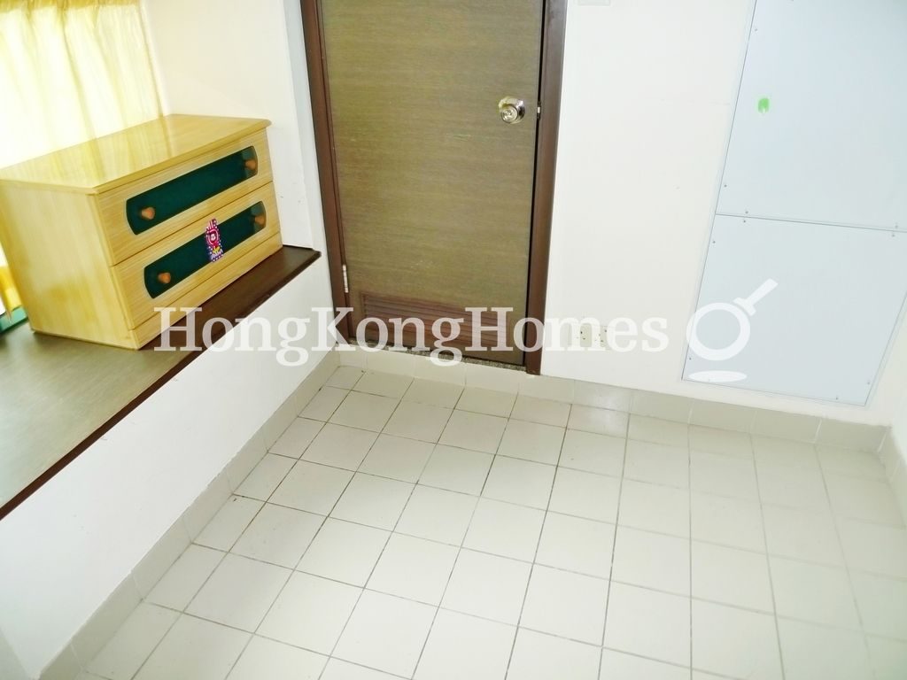 Maid's Room and Maid's Washroom — 嘉亨灣 03座，鰂魚涌