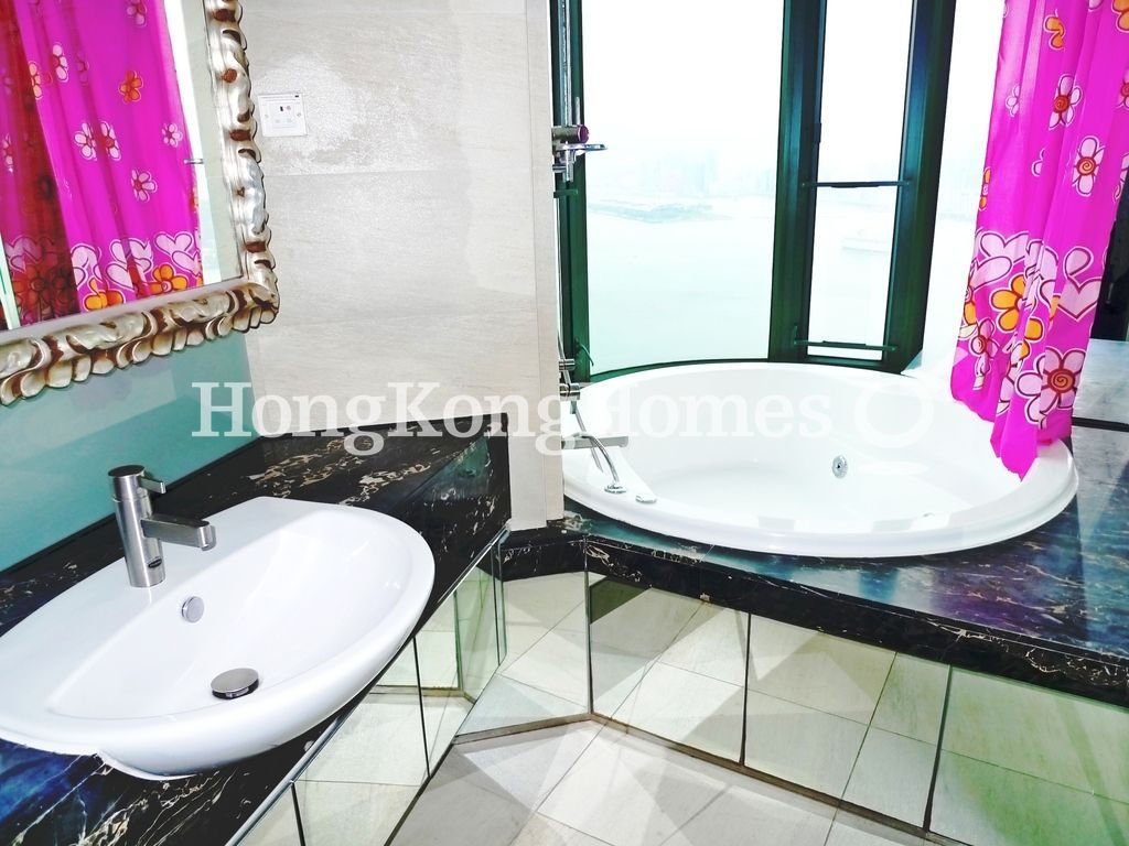 Master Bathroom — 嘉亨灣 03座，鰂魚涌
