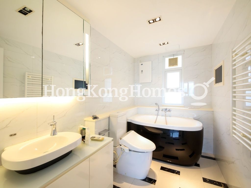 Master Bathroom — 碧瑤灣 - 第38座，薄扶林