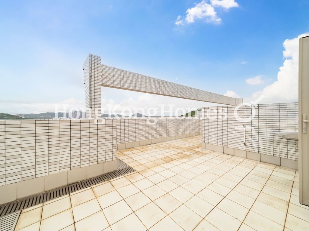 Private Roof Terrace — 樂融軒，筲箕灣