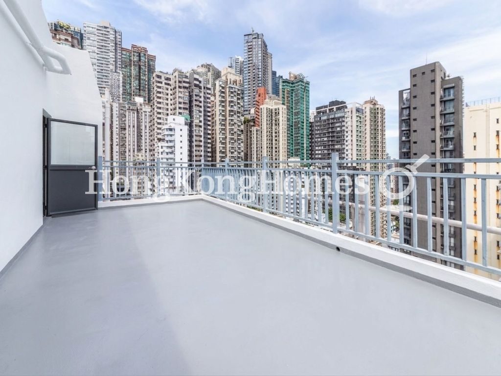 Private Roof Terrace — 中發大廈，上環