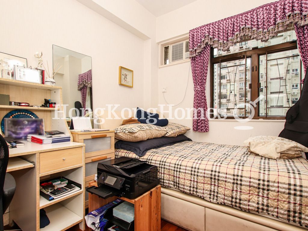 Fourth Bedroom — Pearl Gardens, Mid-levels West