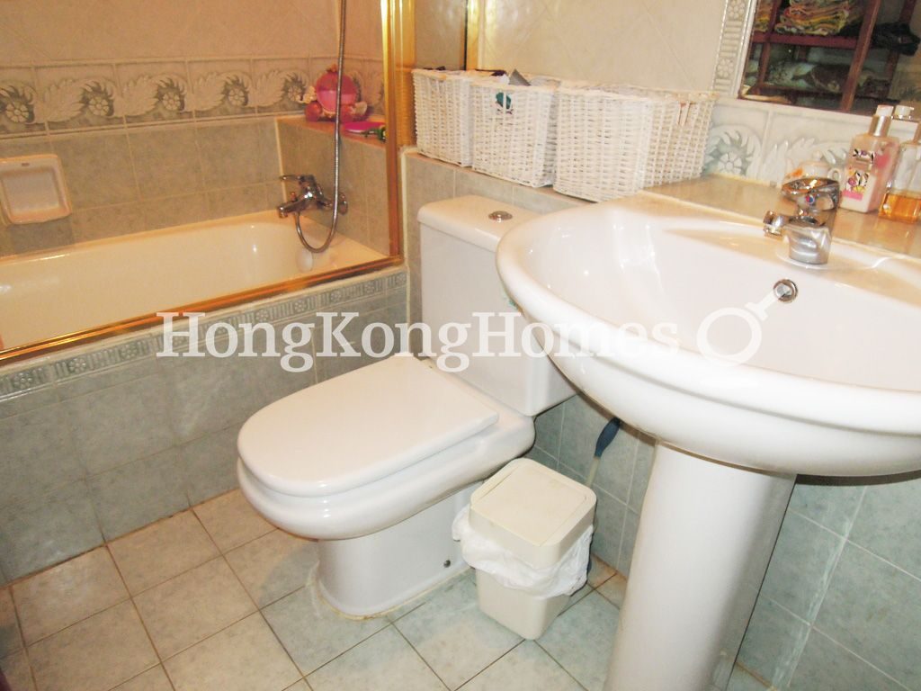 Second Ensuite Bathroom — 愉景灣 3 期 - 蔚陽 - 海蜂徑，愉景灣