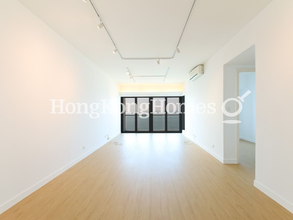 Living and Dining Room — Residence Bel-air - Phase 01, Tower 02, Pokfulam