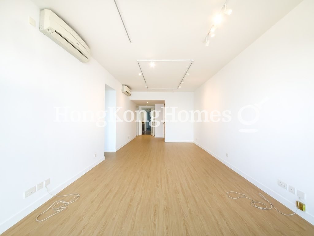 Living and Dining Room — Residence Bel-air - Phase 01, Tower 02, Pokfulam