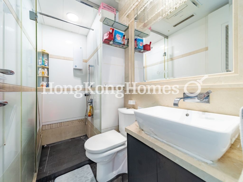 Guest Bathroom — 名門 - 第03座，渣甸山