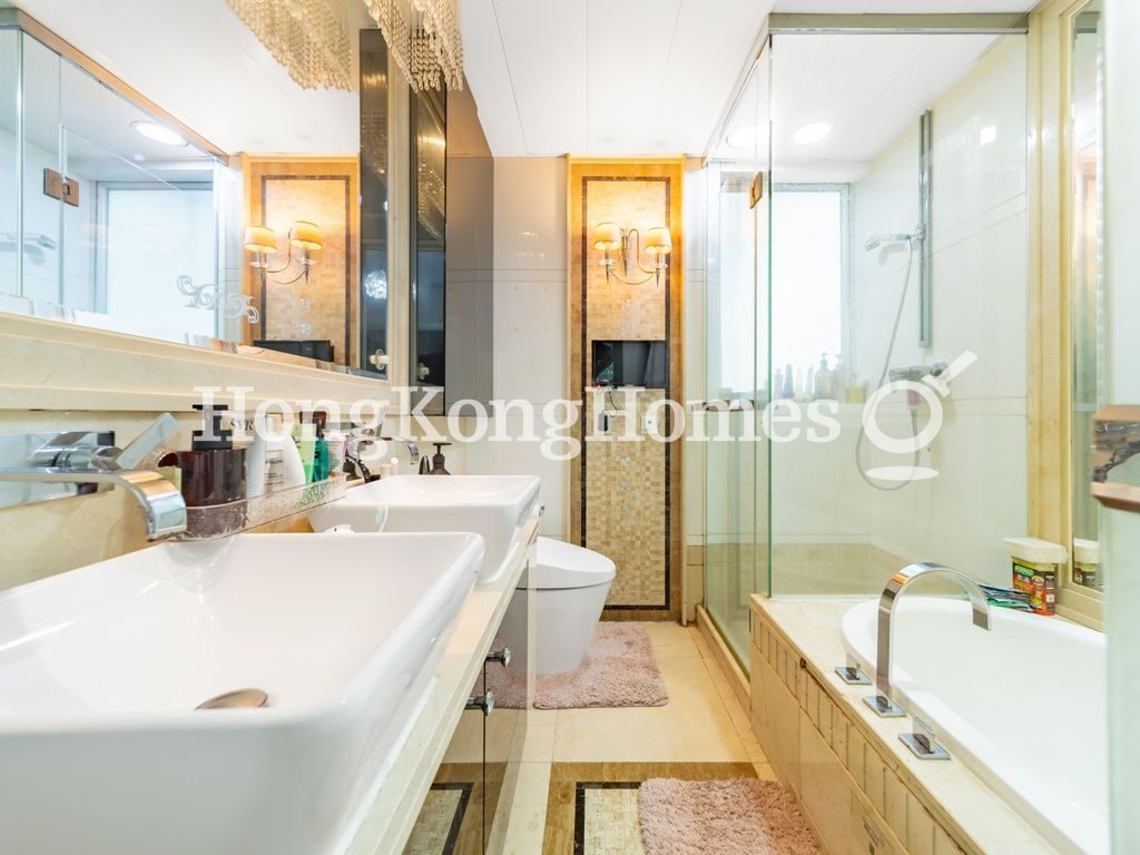 Master Bathroom — 名門 - 第03座，渣甸山