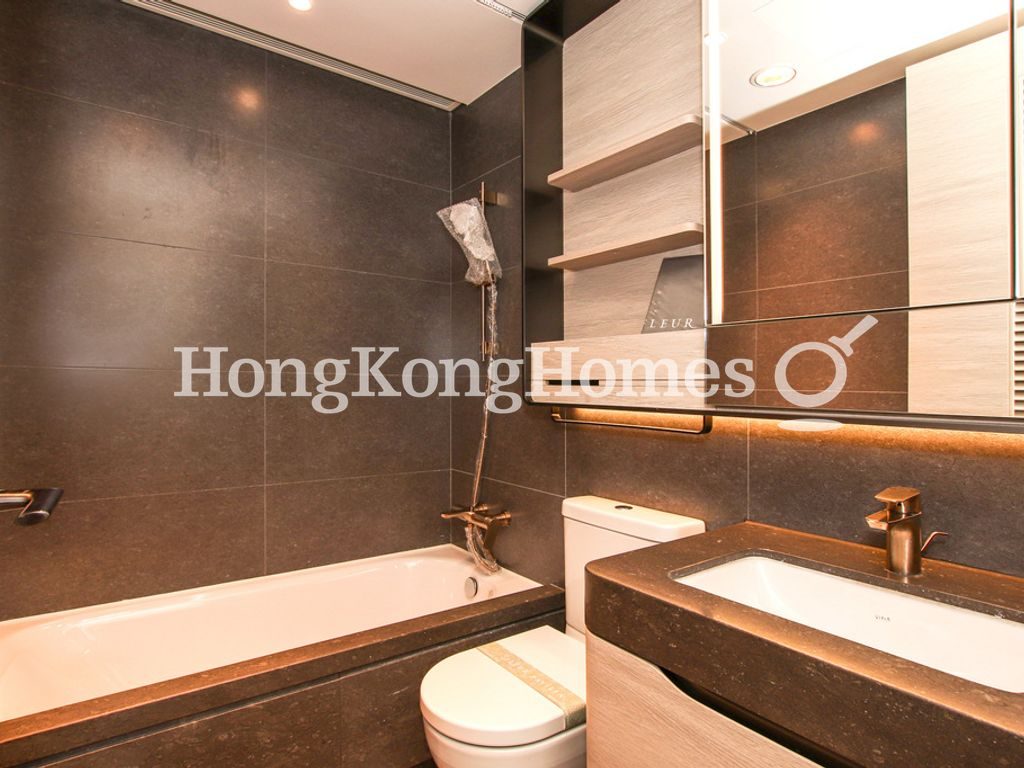 Guest Bathroom — 柏蔚山，北角