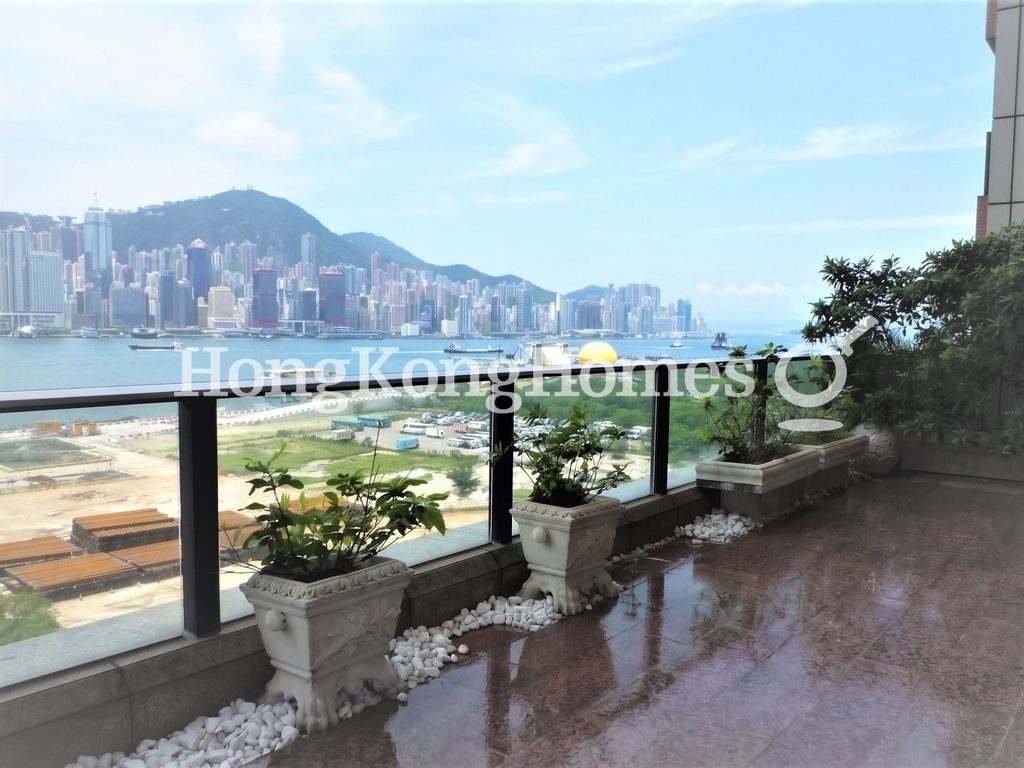Private Terrace — 凱旋門 1期 第1座 (摩天閣)，尖沙咀