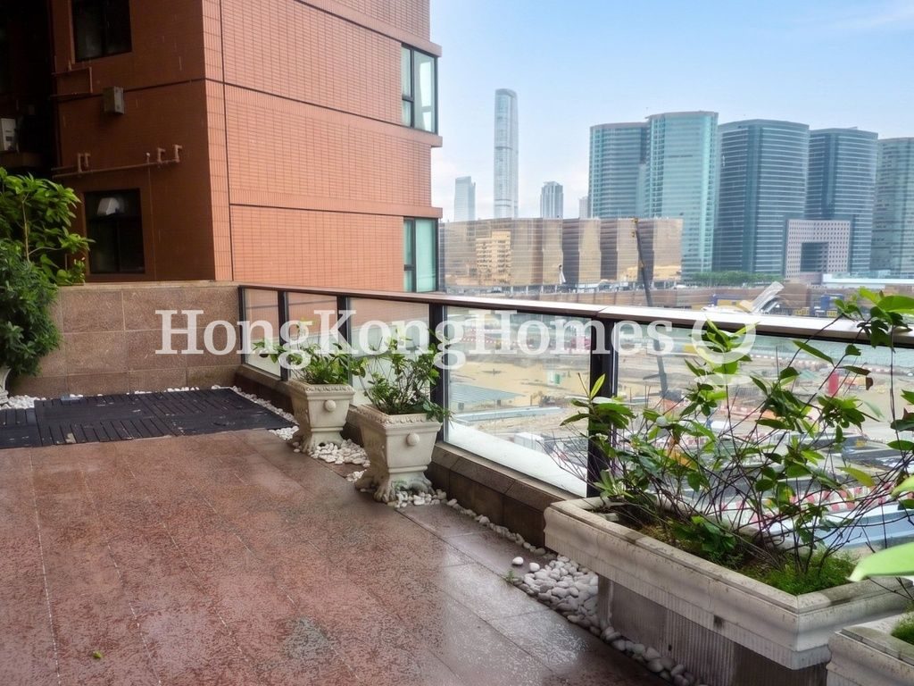 Private Terrace — 凱旋門 1期 第1座 (摩天閣)，尖沙咀