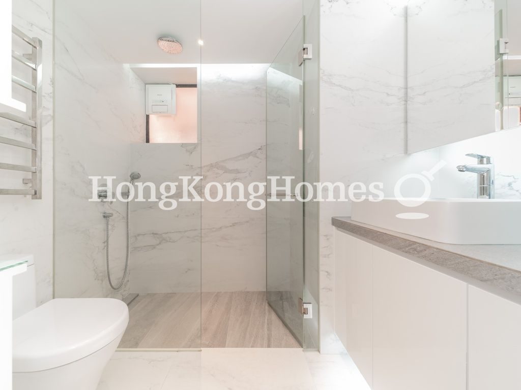 Master Bathroom — Ventris Place - Block B, Happy Valley
