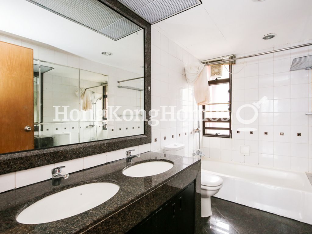 Guest Bathroom — 浪琴園 - 第04座，大潭