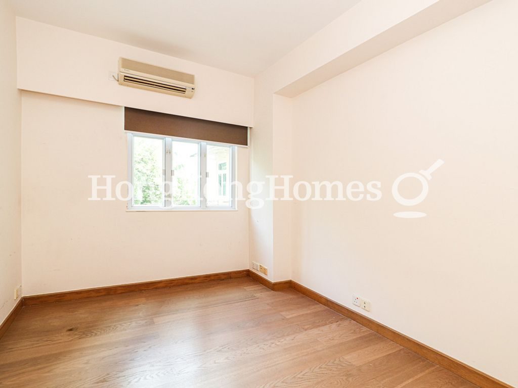 Third Bedroom — 瑞士花園 - 3座，大坑