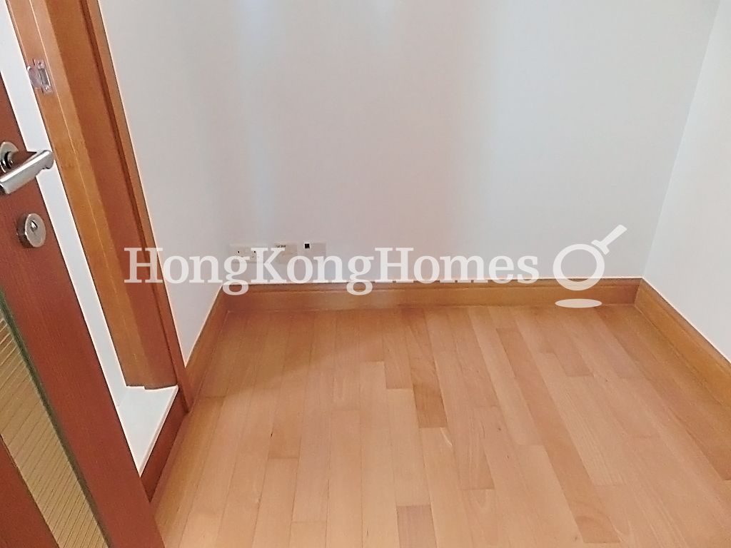 Maid's Room — 君臨天下1座，尖沙咀
