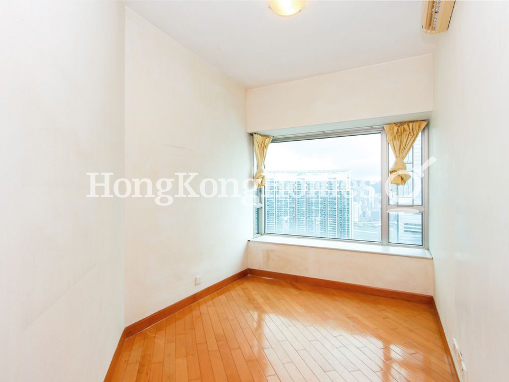 Second Bedroom — 擎天半島 2座，尖沙咀