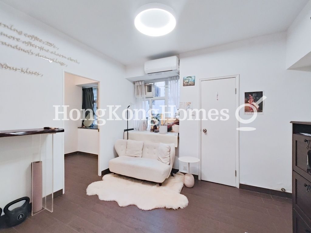 Living and Dining Room — Woodland Court, Mid-levels West