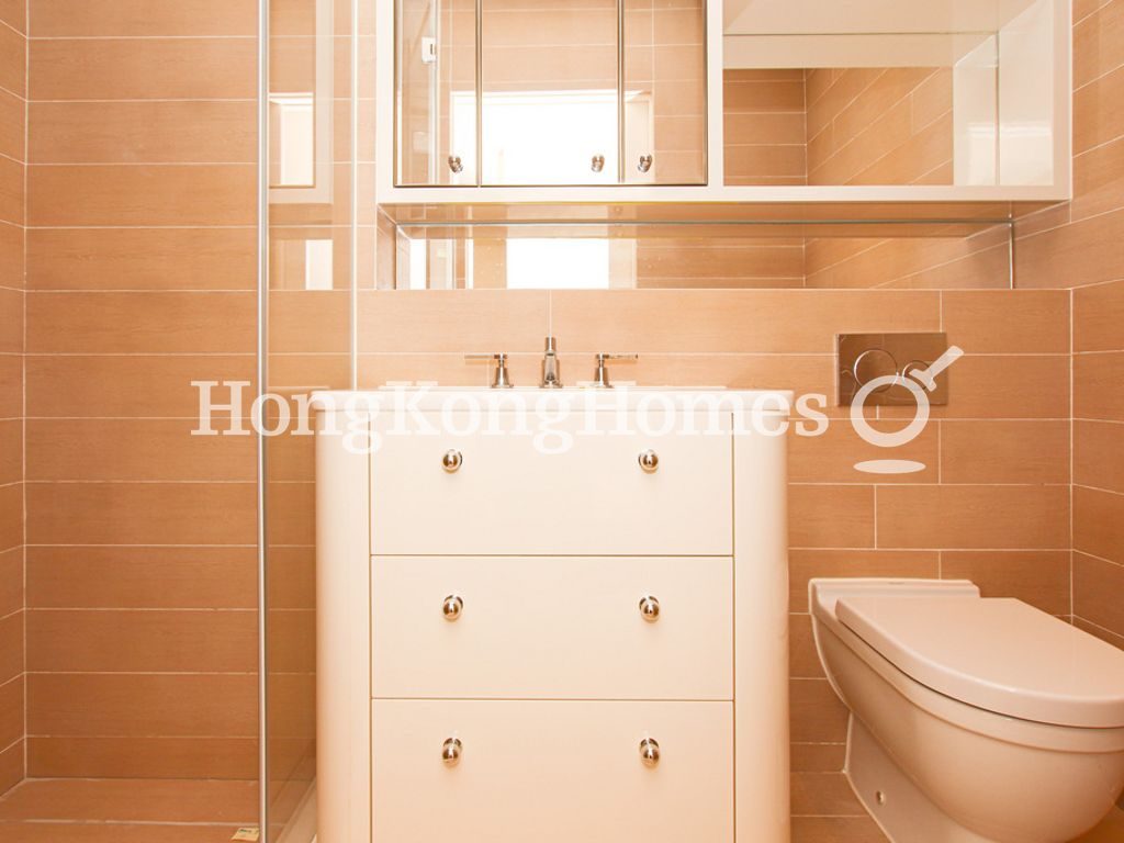 Guest Bathroom — 澐瀚 - 洋房，沙田火炭