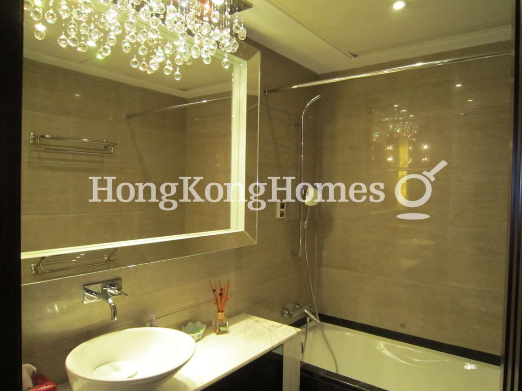 Guest Bathroom — 半山壹號半山徑 35 號，何文田窩打老道