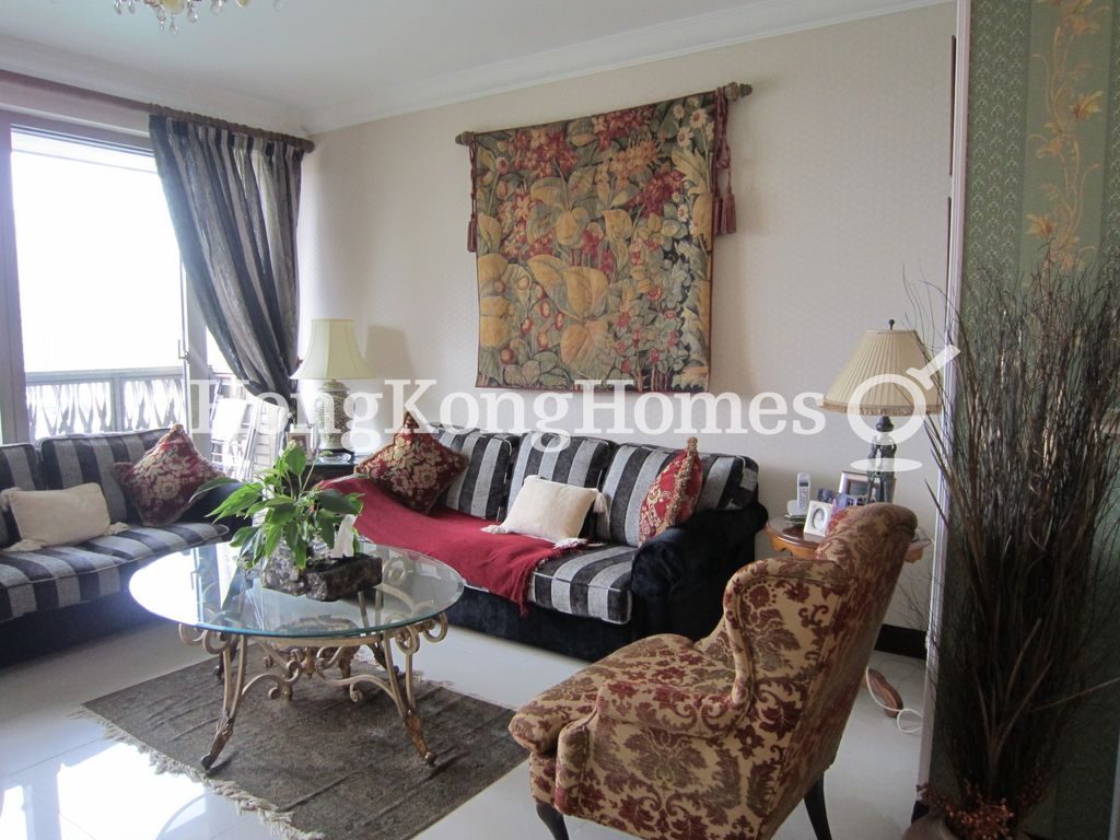 Living Area — 半山壹號半山徑 35 號，何文田窩打老道