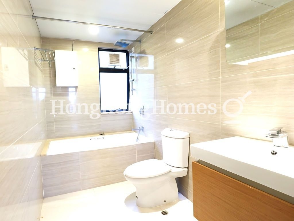Master Bathroom — 華景園 - 第03座，淺水灣