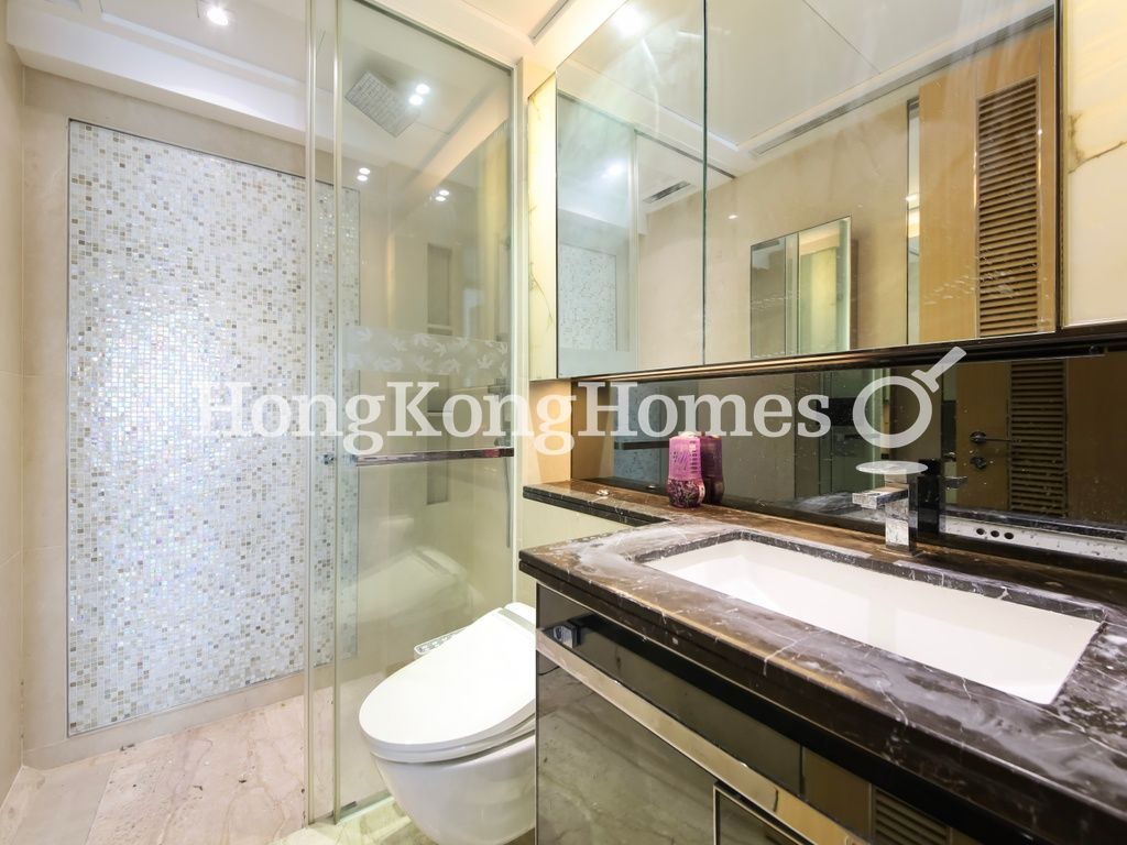 Second Ensuite Bedroom — 瓏璽 - 第6B座 (朝海鑽)，大角咀