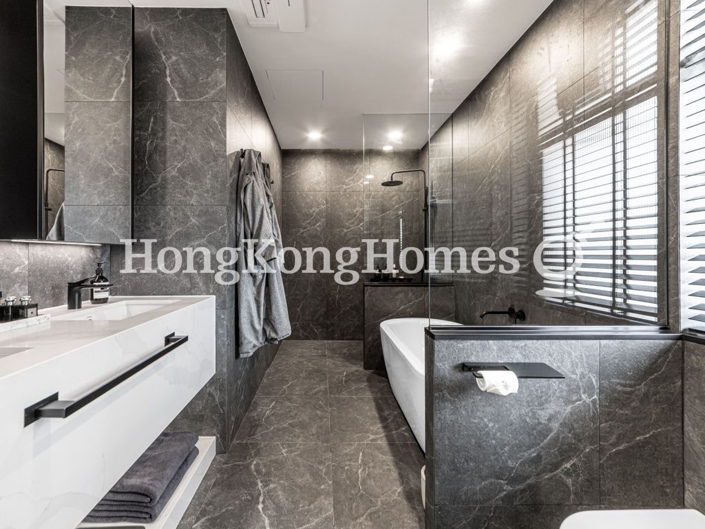 Master Bathroom — 文麗苑，西半山
