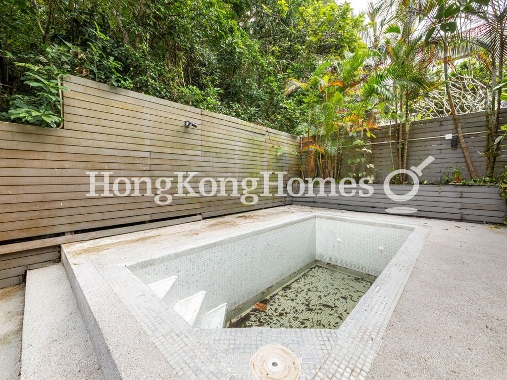 Private Swimming Pool — 五塊田，清水灣