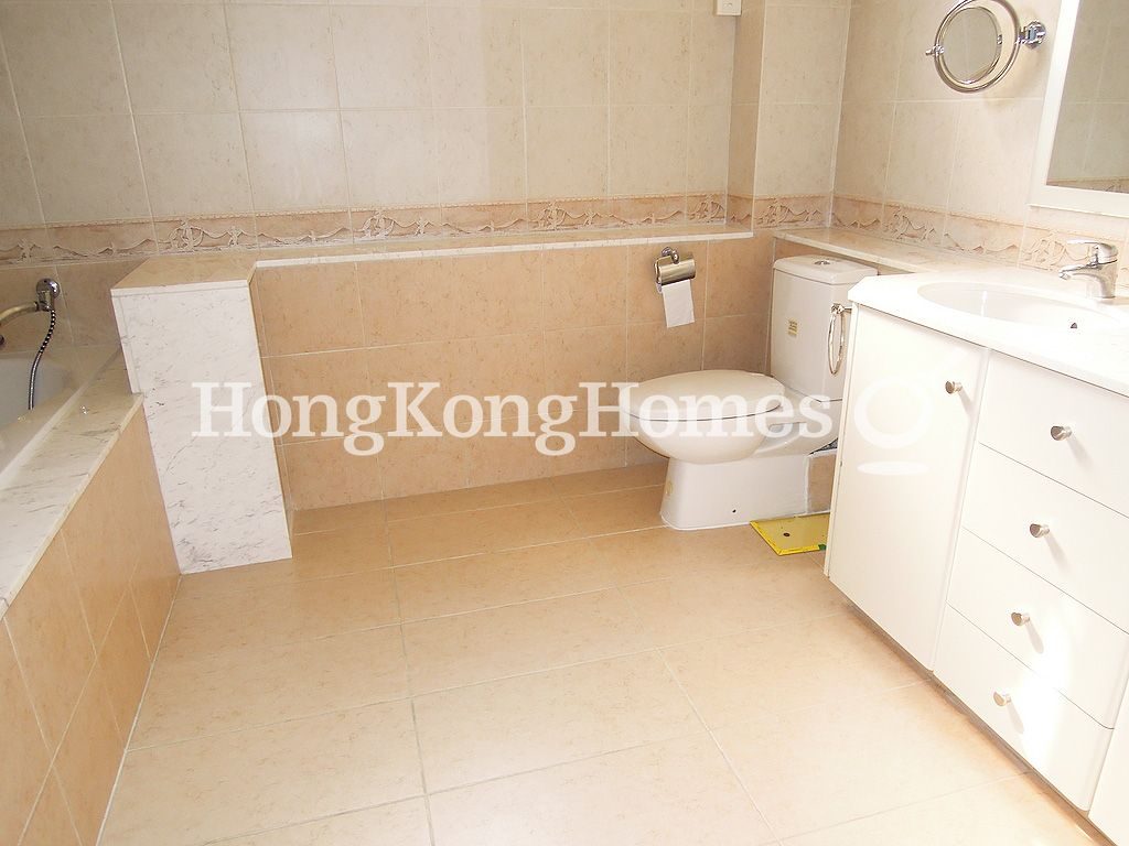 Master Bathroom — 愉景灣 3 期 - 蔚陽 - 海蜂徑，愉景灣