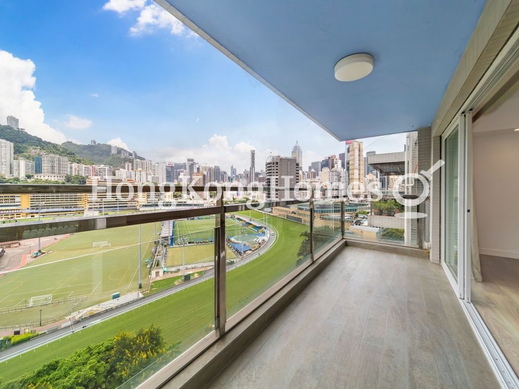 Balcony off Living and Dining Room — 逸廬 - B座，跑馬地