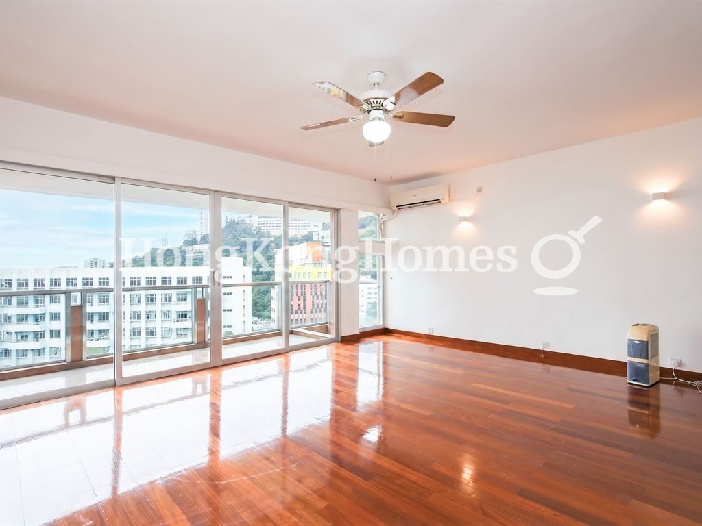 Living and Dining Room — Scenic Villa - Block B1 (A-B), Pokfulam