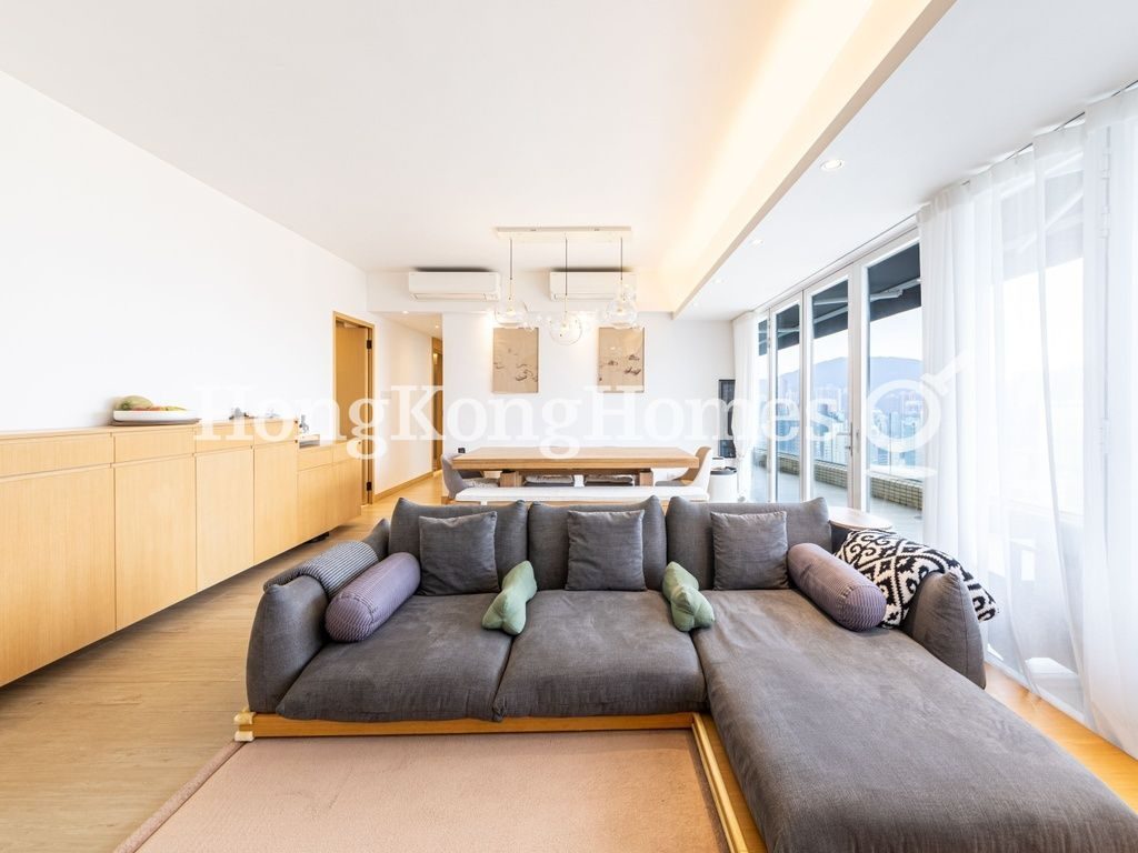 Living and Dining Room — Sky Horizon - Block 01, North Point Hill