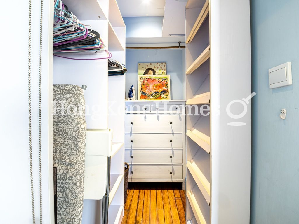 Walk-in Closet — Po Hing Mansion, Sheung Wan